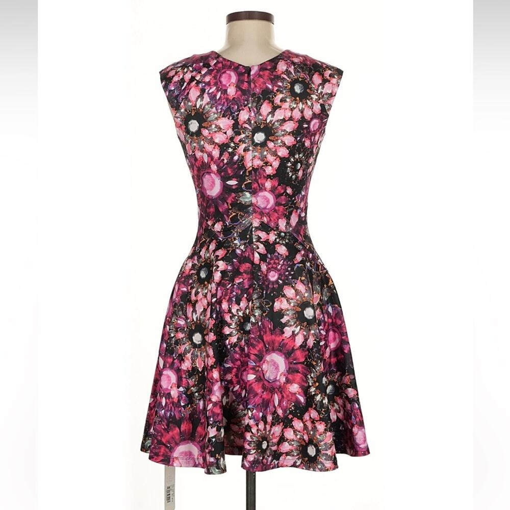 Quan Collection floral print fit and flare dress, 40 med NWT - Picture 3 of 9